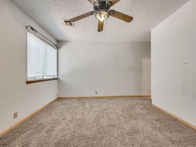 9795 Hefner Village Boulevard, Oklahoma City, OK 73162