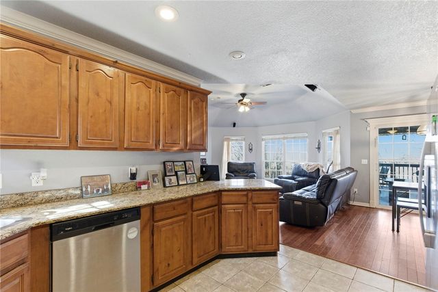 5034 W Stepney Court, Fayetteville, AR 72704