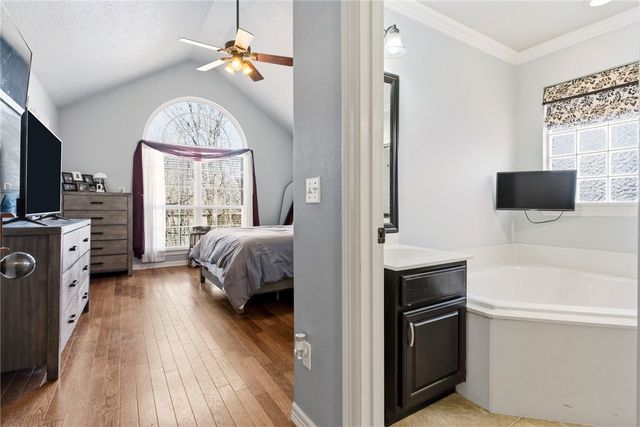 5034 W Stepney Court, Fayetteville, AR 72704