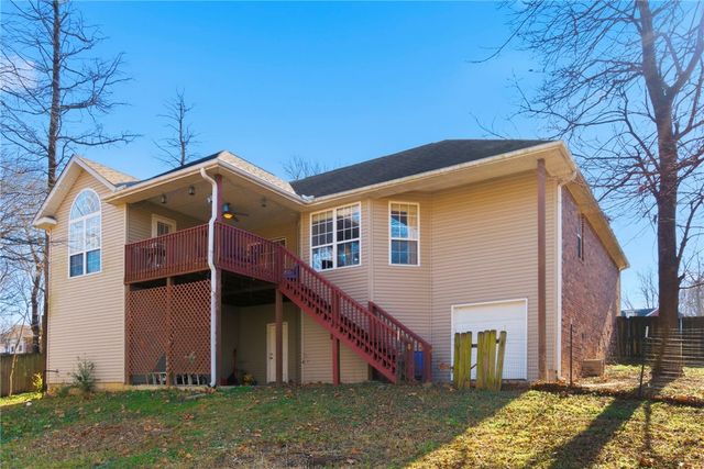 5034 W Stepney Court, Fayetteville, AR 72704