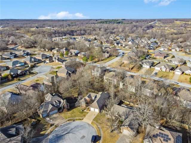 5034 W Stepney Court, Fayetteville, AR 72704