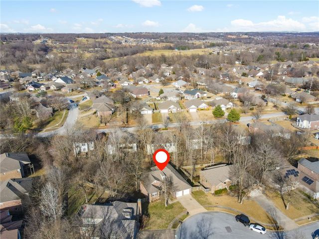 5034 W Stepney Court, Fayetteville, AR 72704