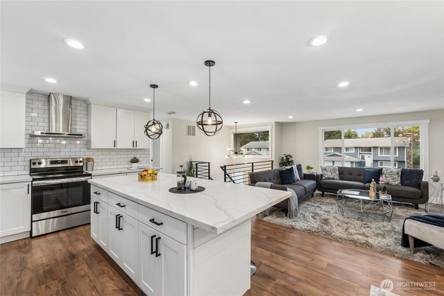 17728 161st Avenue SE, Renton, WA 98058