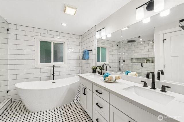 17728 161st Avenue SE, Renton, WA 98058