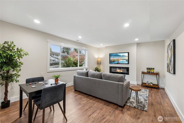 17728 161st Avenue SE, Renton, WA 98058