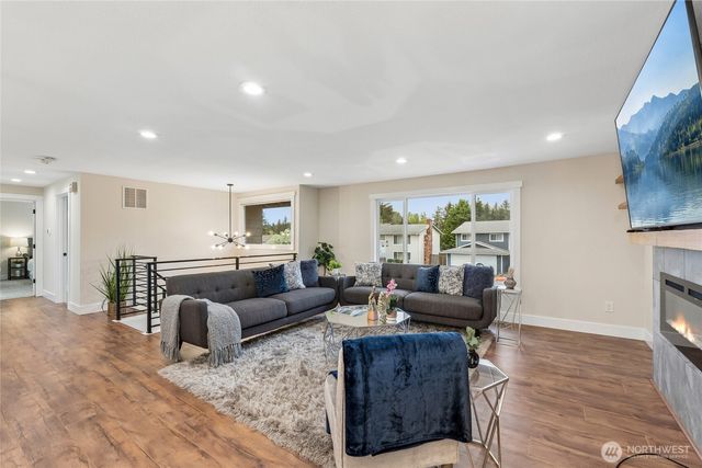 17728 161st Avenue SE, Renton, WA 98058