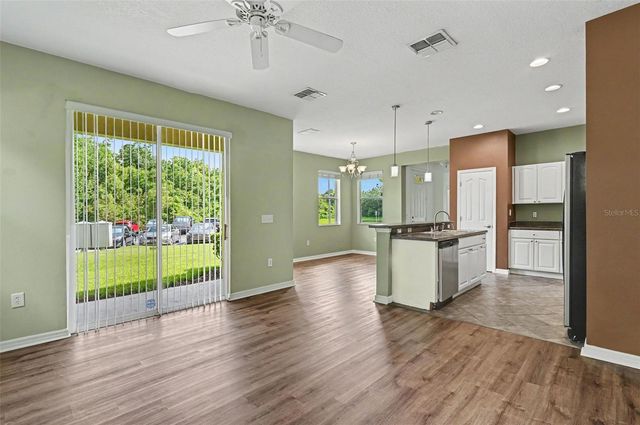 599 LAKE EAGLE LANE, Sanford, FL 32773
