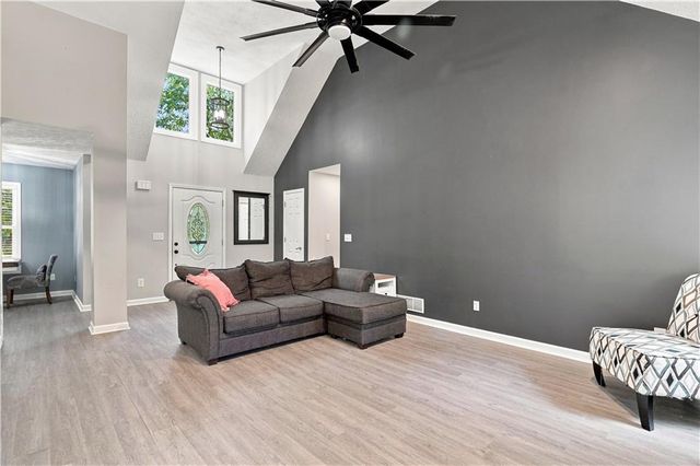 138 Smokestack Ridge, Fairmount, GA 30139