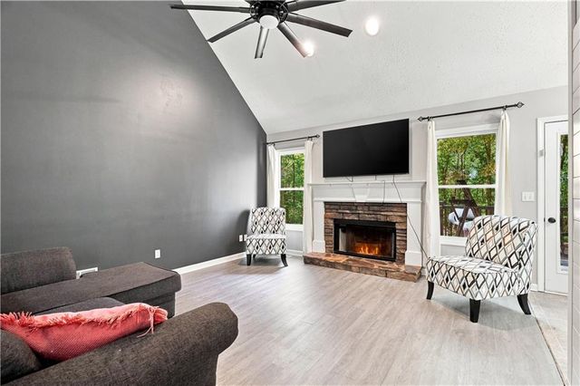 138 Smokestack Ridge, Fairmount, GA 30139