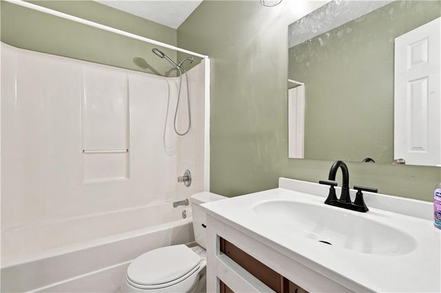 138 Smokestack Ridge, Fairmount, GA 30139