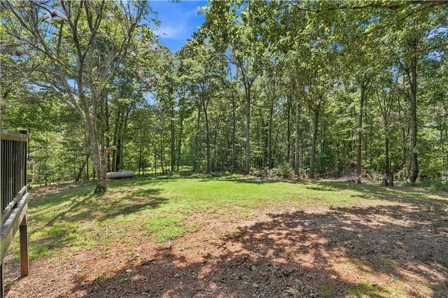 138 Smokestack Ridge, Fairmount, GA 30139