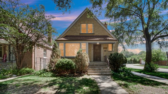 8459 S Elizabeth Street, Chicago, IL 60620
