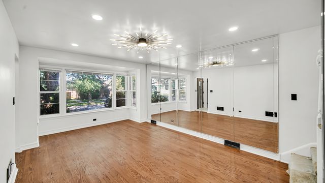 8459 S Elizabeth Street, Chicago, IL 60620
