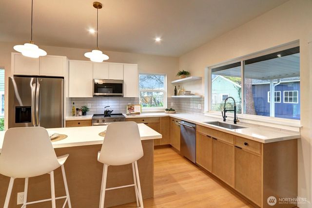 4328 S Thompson, Tacoma, WA 98418