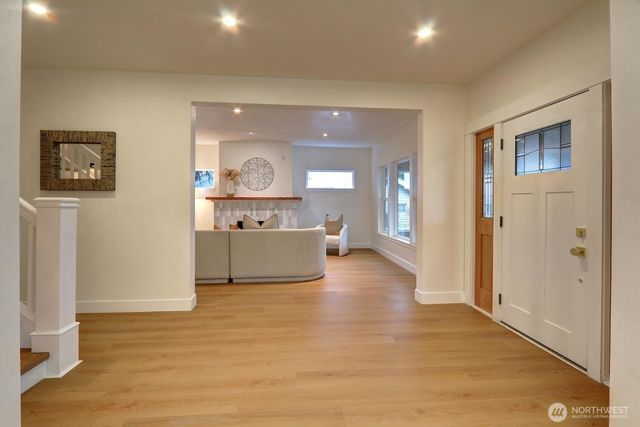 4328 S Thompson, Tacoma, WA 98418