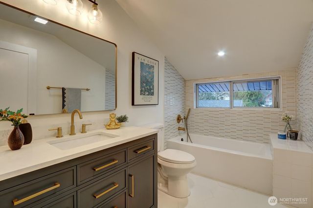 4328 S Thompson, Tacoma, WA 98418