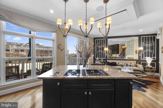 1225 HARBOR ISLAND WALK, Baltimore, MD 21230