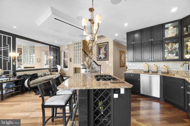 1225 HARBOR ISLAND WALK, Baltimore, MD 21230