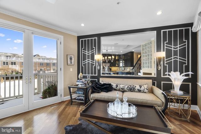 1225 HARBOR ISLAND WALK, Baltimore, MD 21230