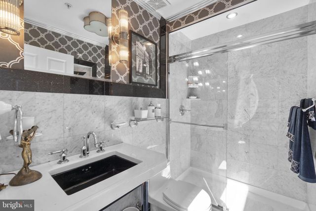 1225 HARBOR ISLAND WALK, Baltimore, MD 21230