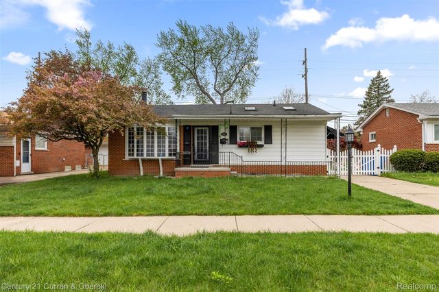 6633 Shadowlawn Street, Dearborn Heights, MI 48127