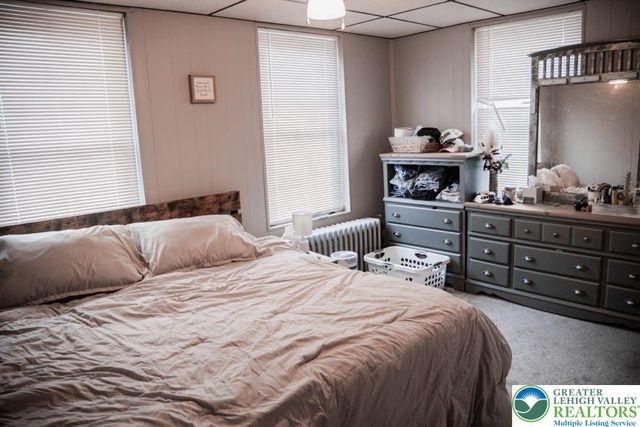 12 2nd Avenue, Lehighton Boro, PA 18235