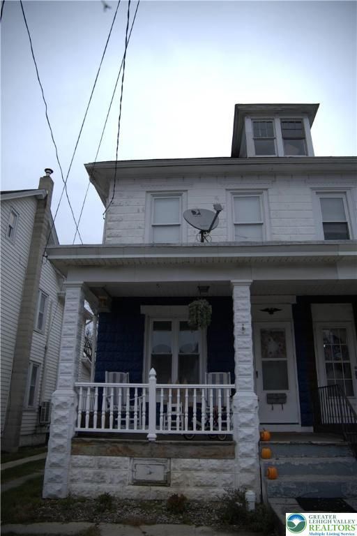 12 2nd Avenue, Lehighton Boro, PA 18235