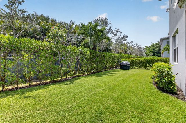 2665 Country Lake Trail, Boynton Beach, FL 33436