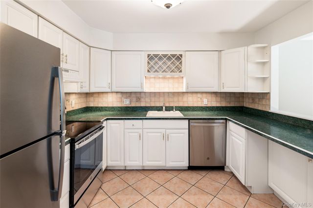 1804 Regent Drive, Mount Kisco, NY 10549