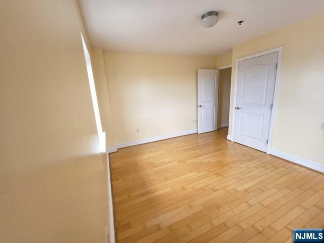 70 S Munn Avenue 905, East Orange, NJ 07018