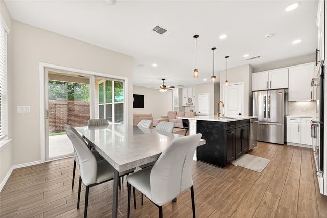 5134 Aedan Oak Street, Houston, TX 77018