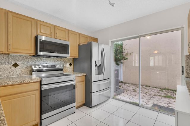 11910 NW 12th St, Pembroke Pines, FL 33026