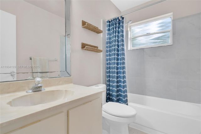 11910 NW 12th St, Pembroke Pines, FL 33026