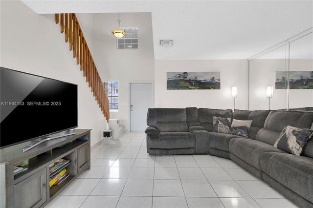 11910 NW 12th St, Pembroke Pines, FL 33026