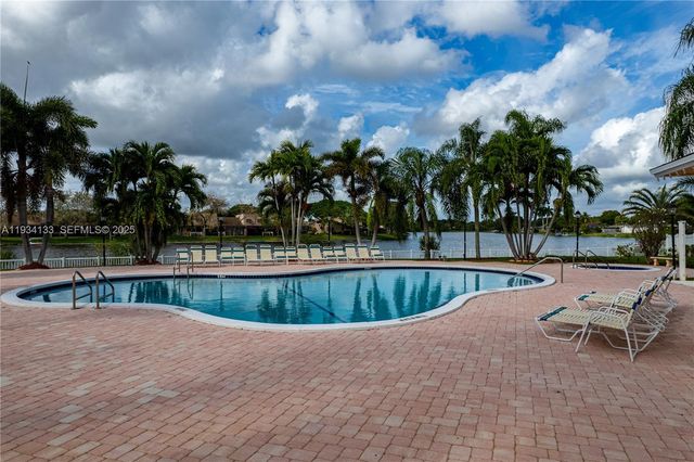 11910 NW 12th St, Pembroke Pines, FL 33026