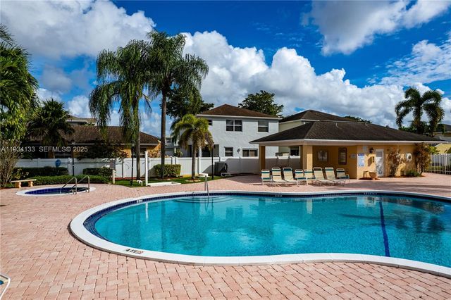 11910 NW 12th St, Pembroke Pines, FL 33026