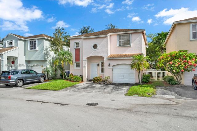 11910 NW 12th St, Pembroke Pines, FL 33026