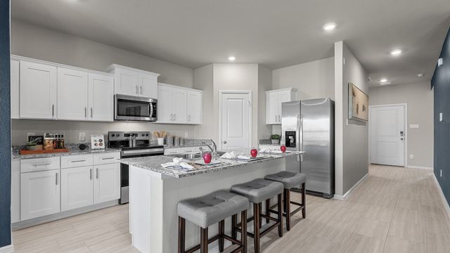 412 KAUFMAN Drive, Azle, TX 76020