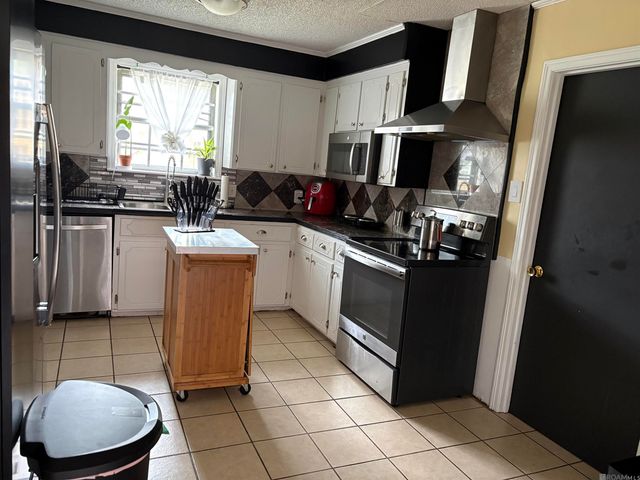 1711 S Park Ave, Gonzales, LA 70737