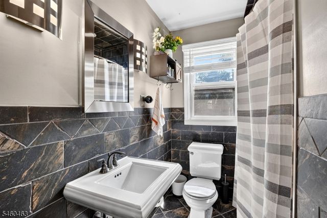 317 Newark Pompton Tpke, Pequannock Twp., NJ 07444