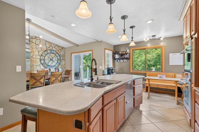 4430 Independence Avenue N, New Hope, MN 55428