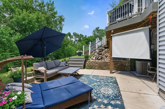 4430 Independence Avenue N, New Hope, MN 55428