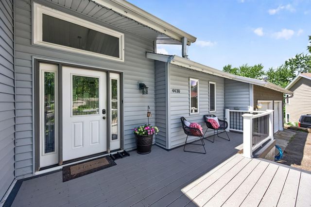 4430 Independence Avenue N, New Hope, MN 55428