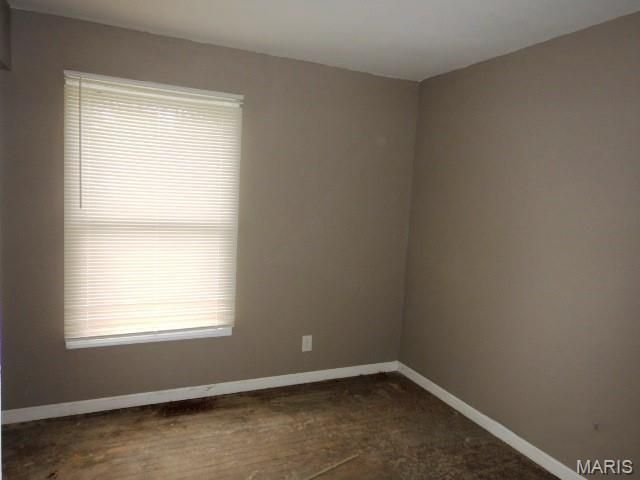 11652 Las Ladera Drive, Florissant, MO 63033
