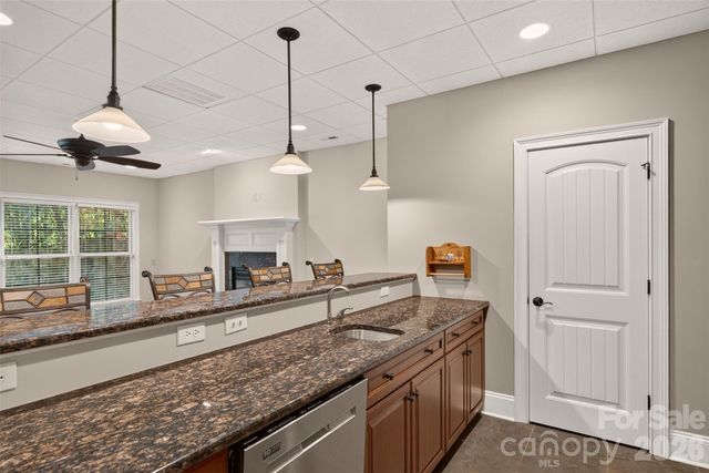 3003 Ocaso Court, Matthews, NC 28104
