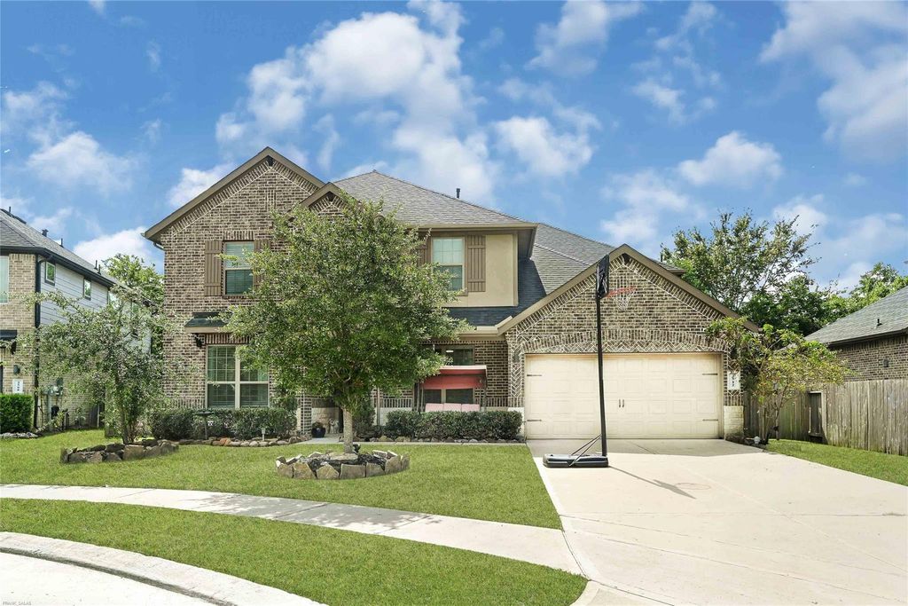 2512 Ravenna Court, Friendswood, TX 77546