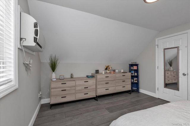 64 Cornflower Road, Levittown, NY 11756