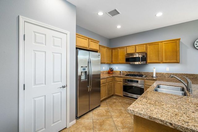 81448 Joshua Tree Court, La Quinta, CA 92253