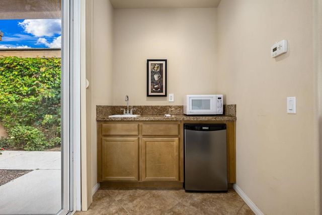 81448 Joshua Tree Court, La Quinta, CA 92253