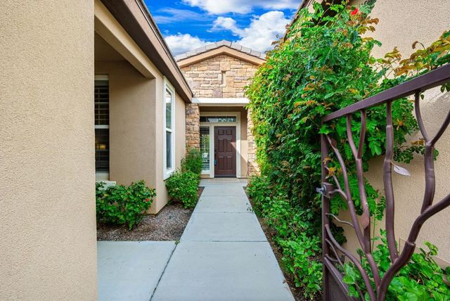 81448 Joshua Tree Court, La Quinta, CA 92253